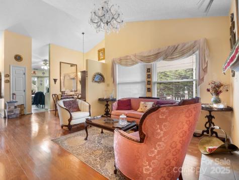 112 Cimarron Drive Asheville NC 28803