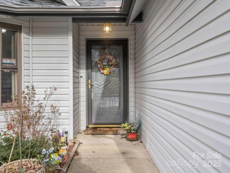 112 Cimarron Drive Asheville NC 28803