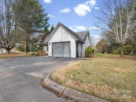 112 Cimarron Drive Asheville NC 28803