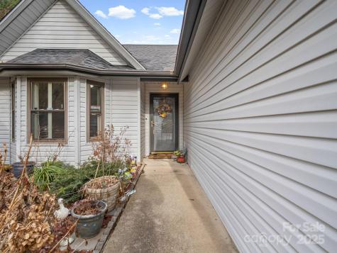 112 Cimarron Drive Asheville NC 28803