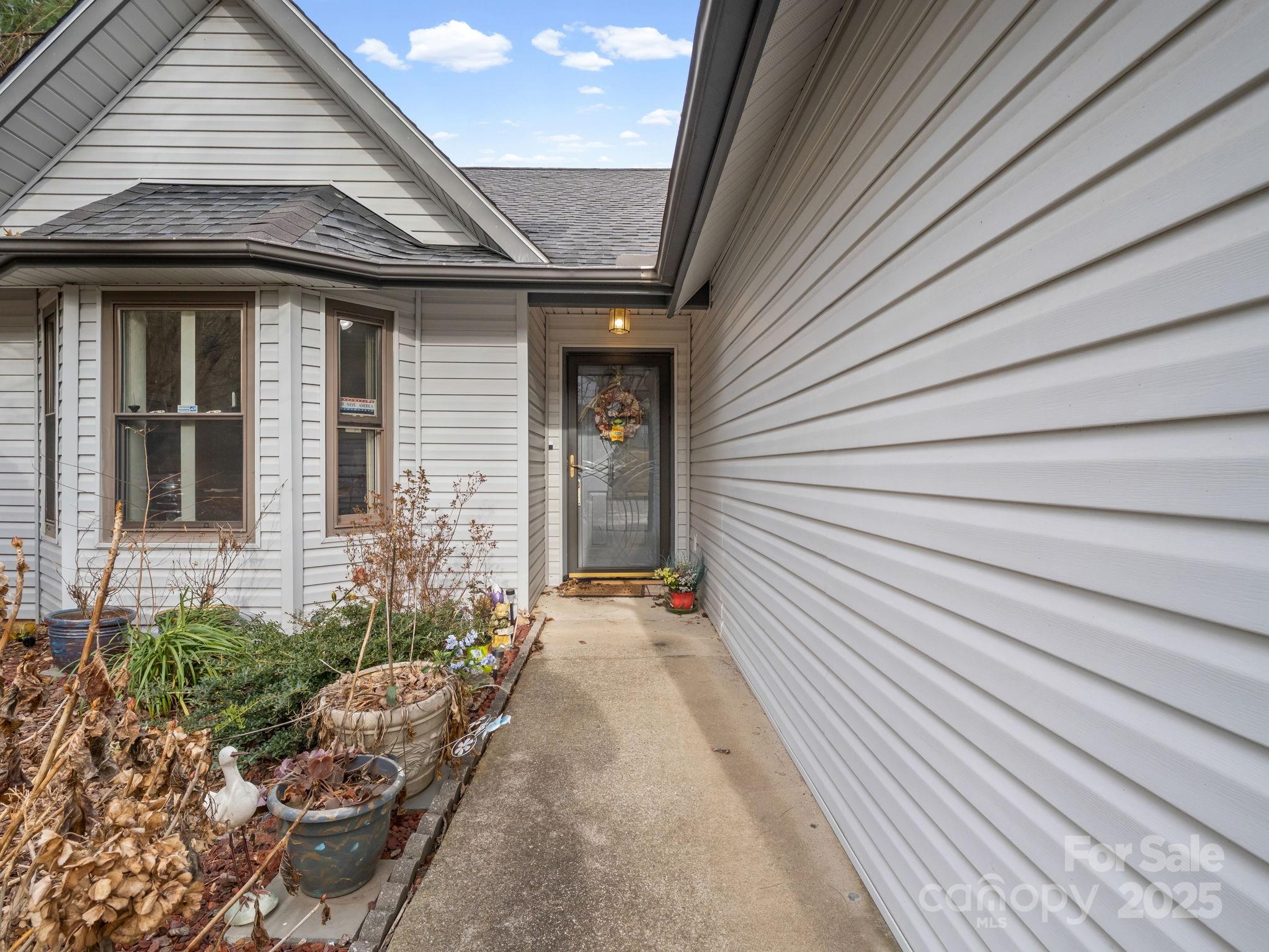 112 Cimarron Drive Asheville NC 28803