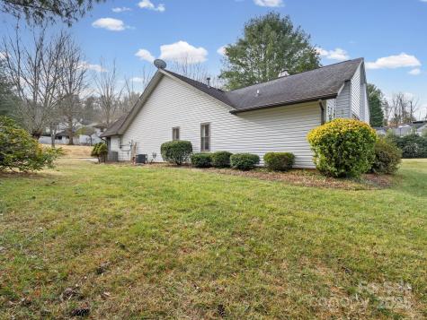 112 Cimarron Drive Asheville NC 28803