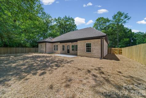 5121 Morningwood Drive Matthews NC 28105