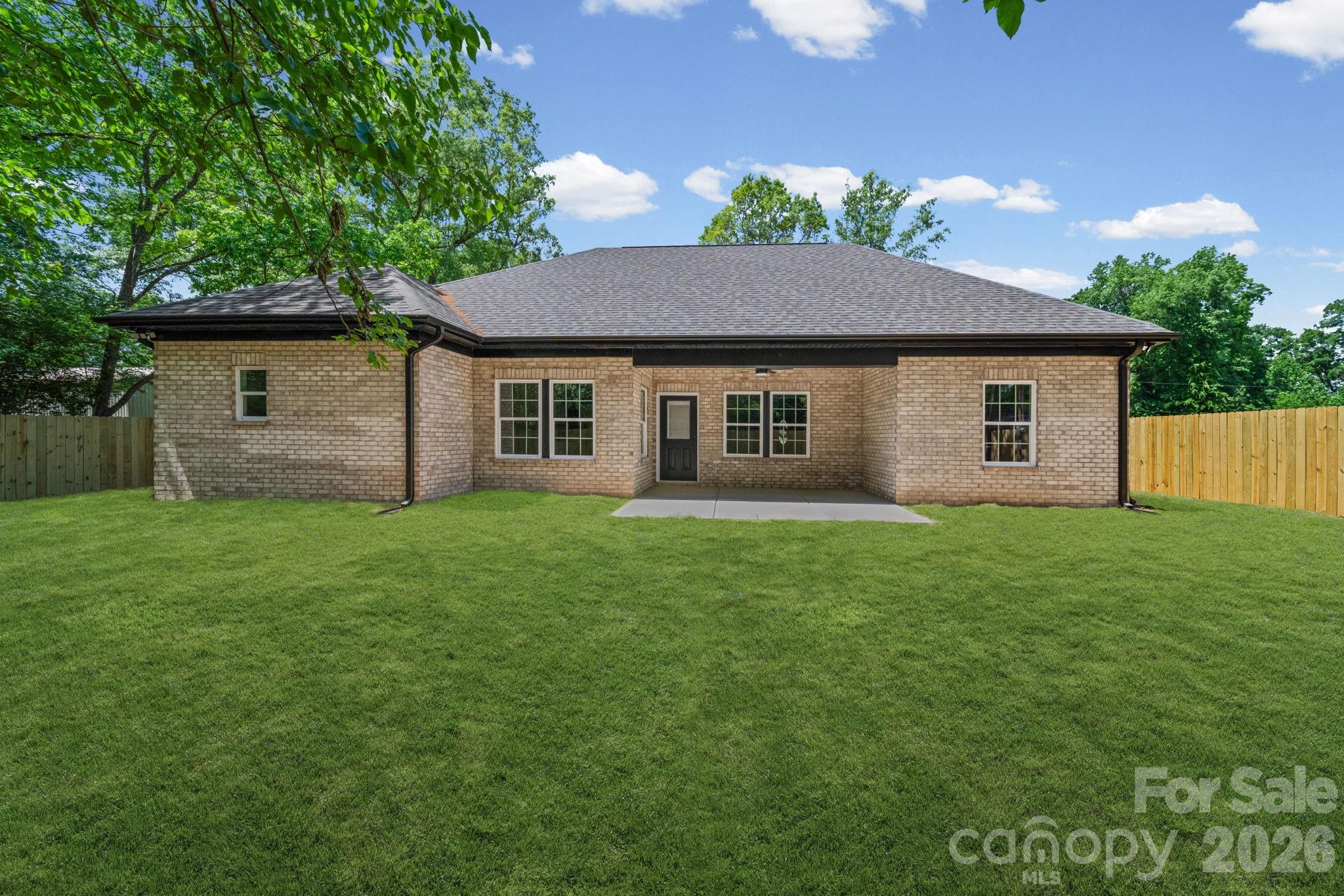 5121 Morningwood Drive Matthews NC 28105