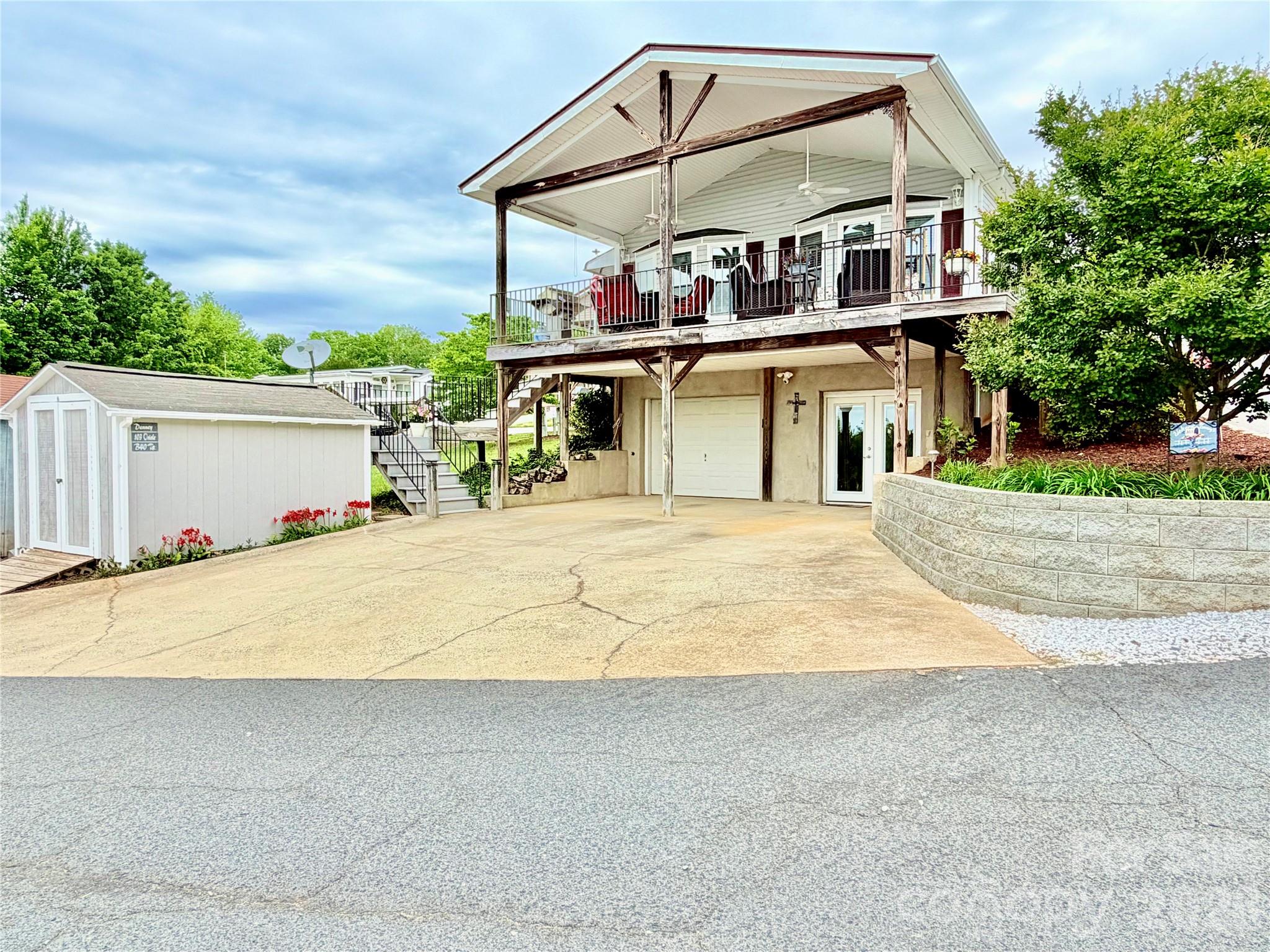 103 Oriole Road New London NC 28127