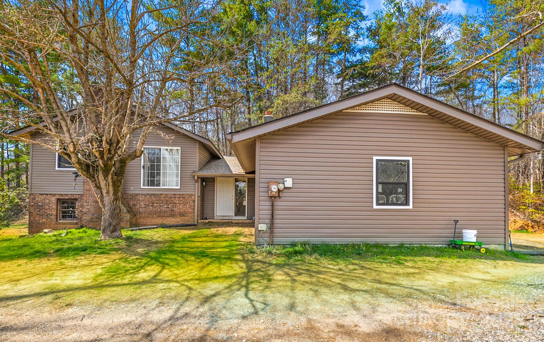 7923 Cruso Road Canton NC 28716