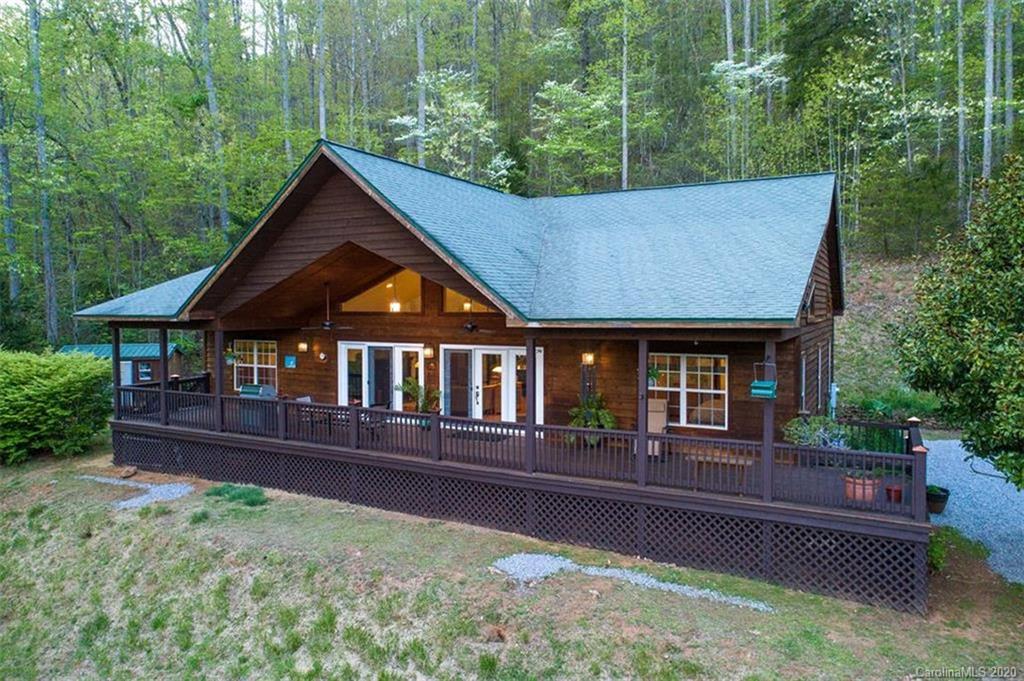406 Timbuktu Road Sylva NC 28779
