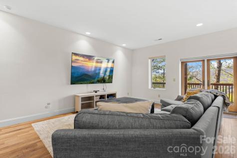 248 Hillcrest Lane Banner Elk NC 28604