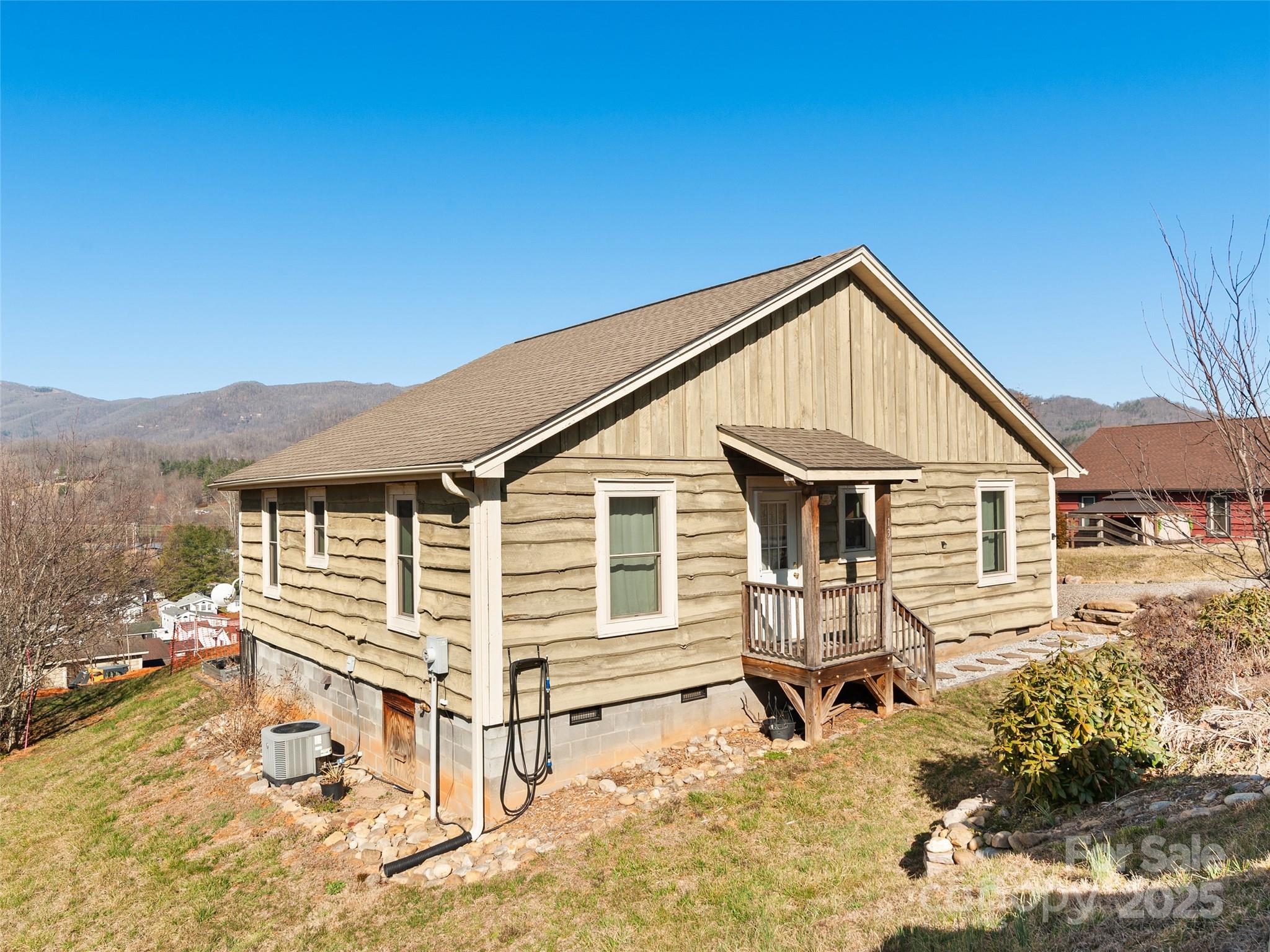 131 Bronco Way Waynesville NC 28785