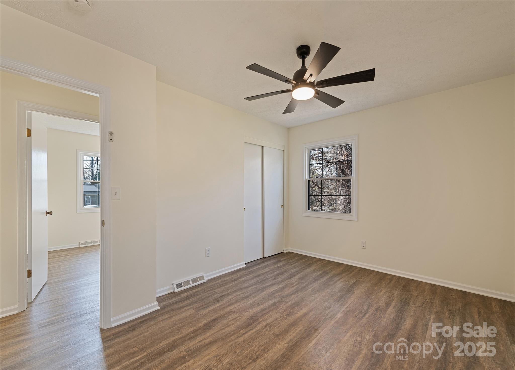 129 Willowbrook Road Hendersonville NC 28792