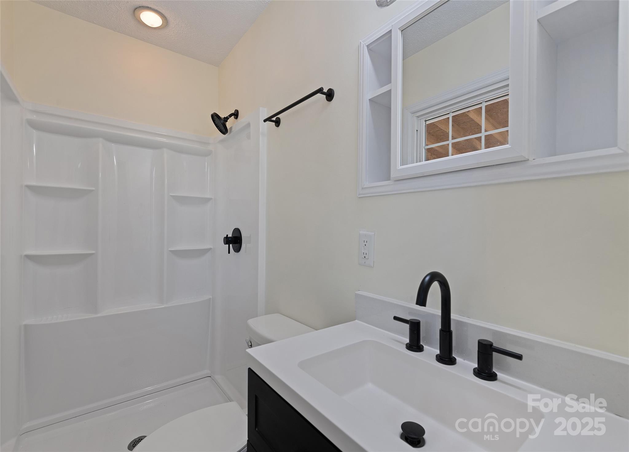 129 Willowbrook Road Hendersonville NC 28792