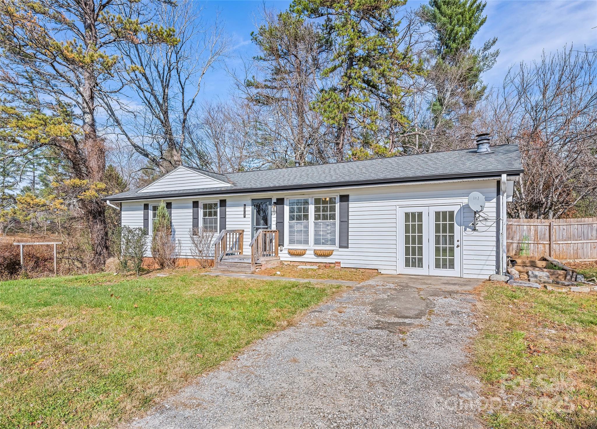 129 Willowbrook Road Hendersonville NC 28792
