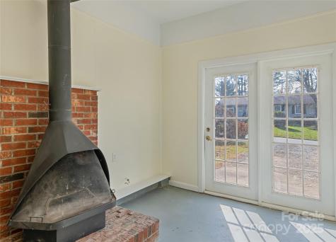 129 Willowbrook Road Hendersonville NC 28792