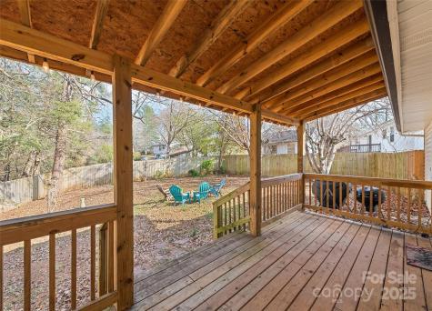129 Willowbrook Road Hendersonville NC 28792
