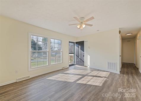 129 Willowbrook Road Hendersonville NC 28792