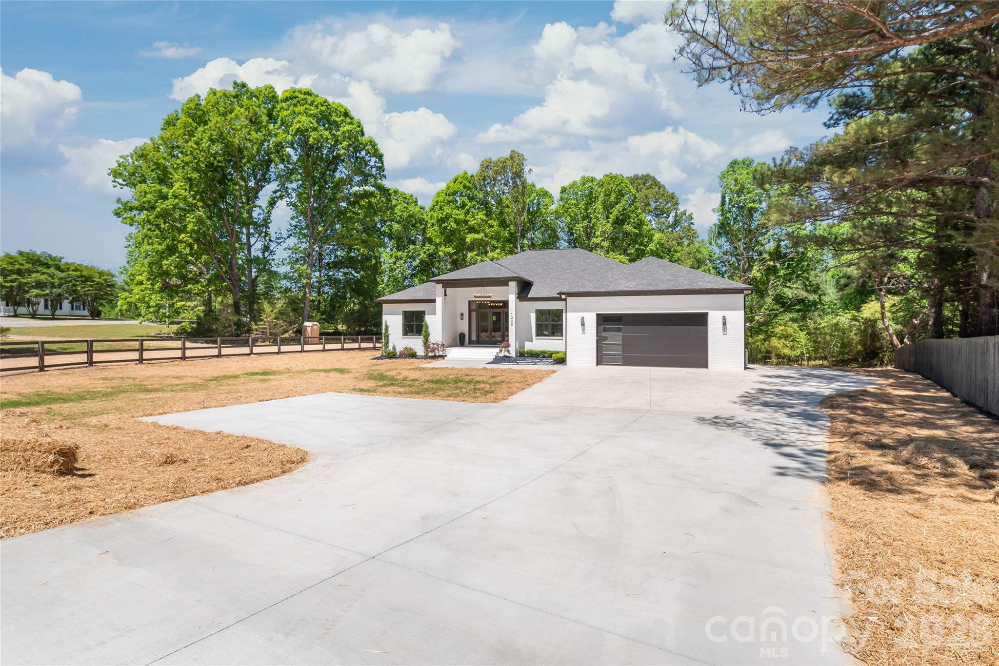 1220 Cuthbertson Road Waxhaw NC 28173