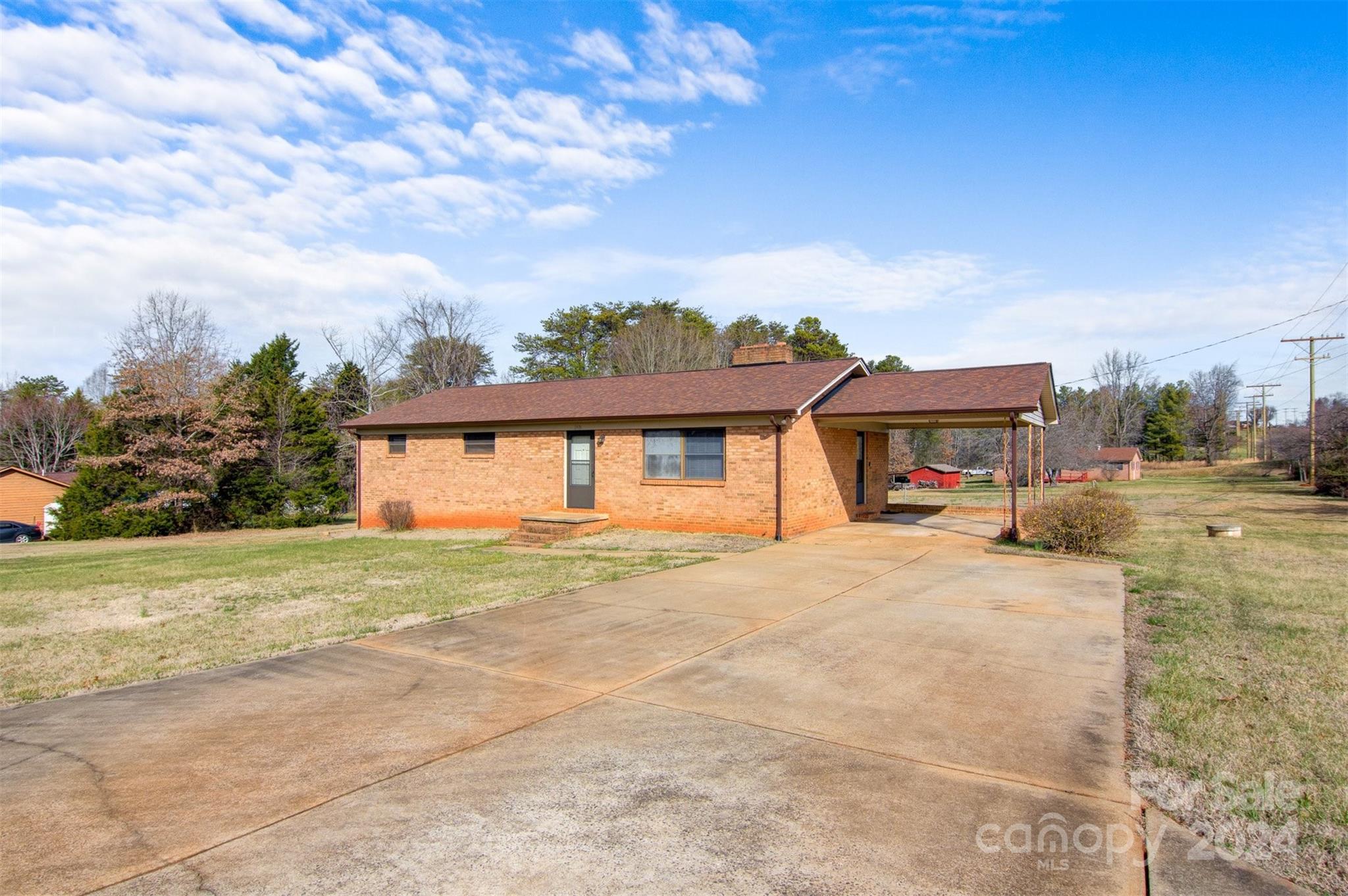 2976 Hileman Street Newton NC 28658