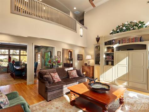 701 Baneberry Court Asheville NC 28803