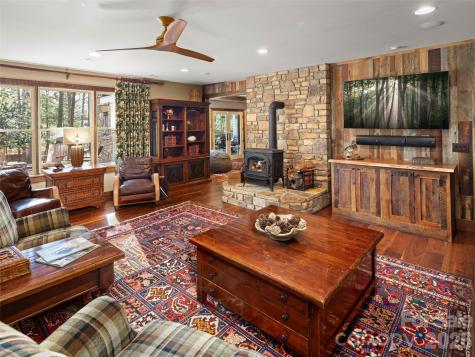 701 Baneberry Court Asheville NC 28803