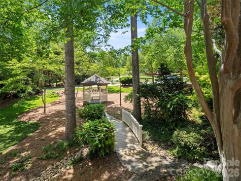 701 Baneberry Court Asheville NC 28803