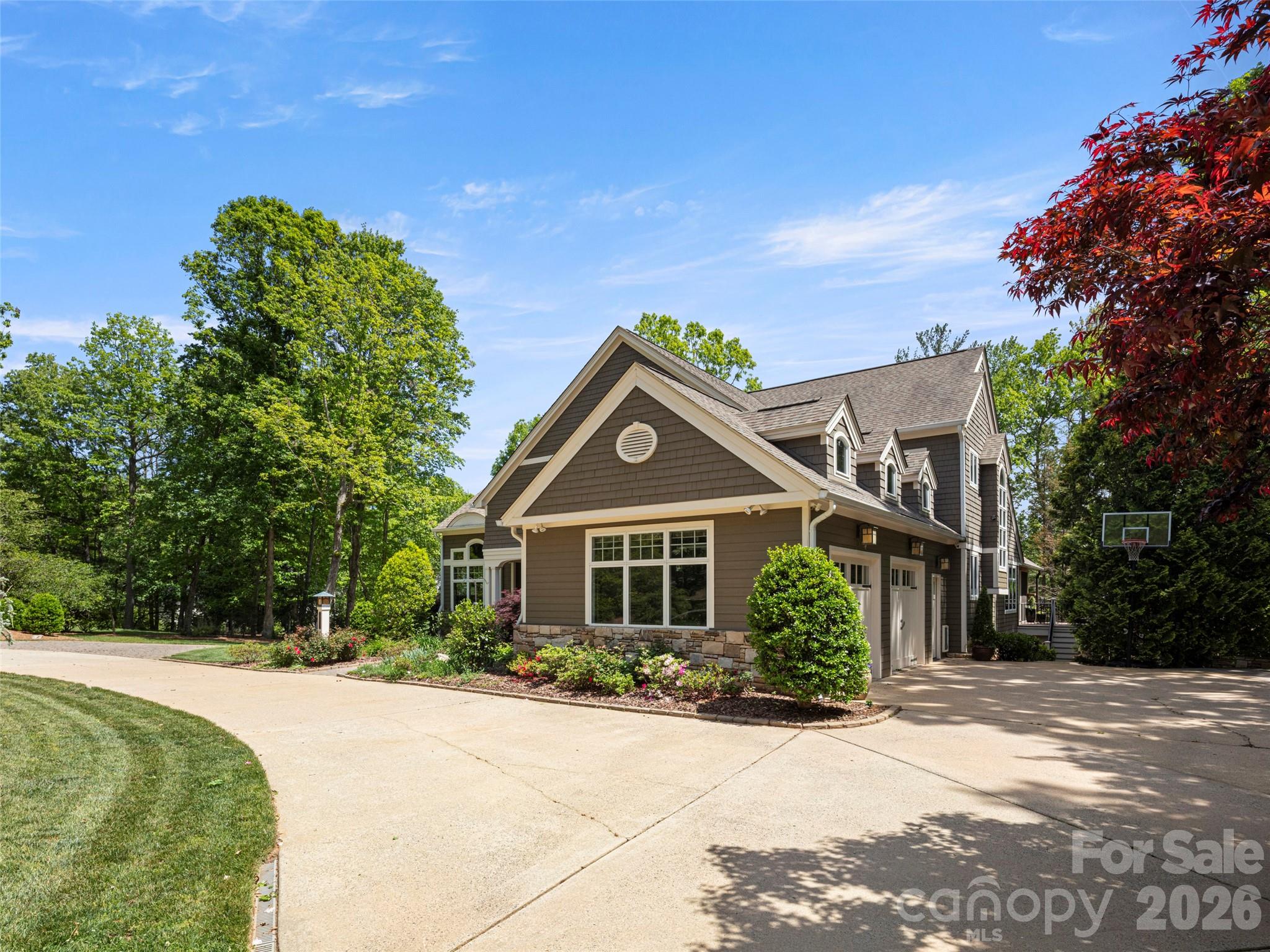 701 Baneberry Court Asheville NC 28803