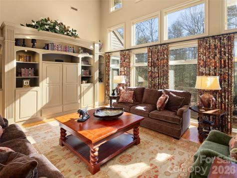 701 Baneberry Court Asheville NC 28803