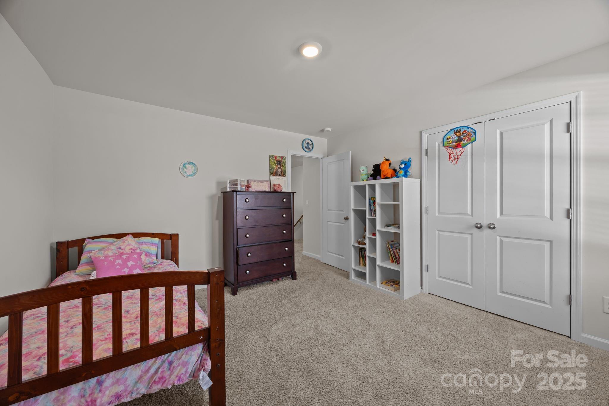 2124 Eastway Drive Dallas NC 28034