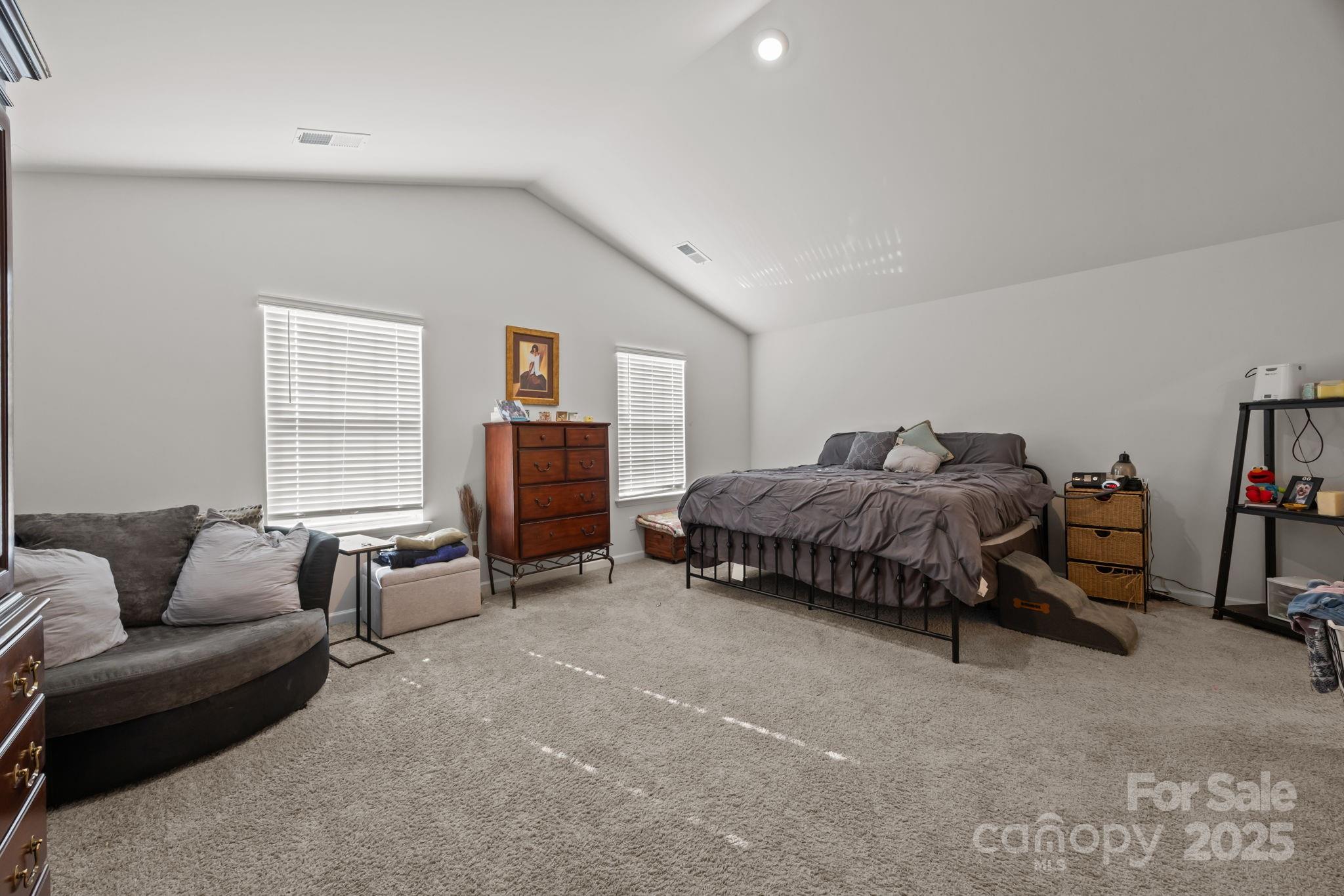 2124 Eastway Drive Dallas NC 28034
