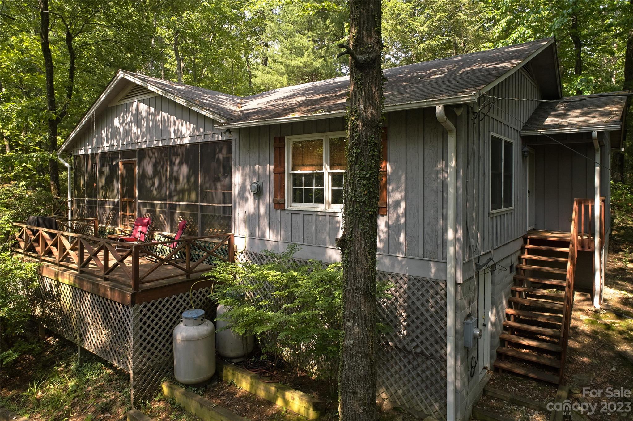 185 Harvey Osteen Road Zirconia NC 28790