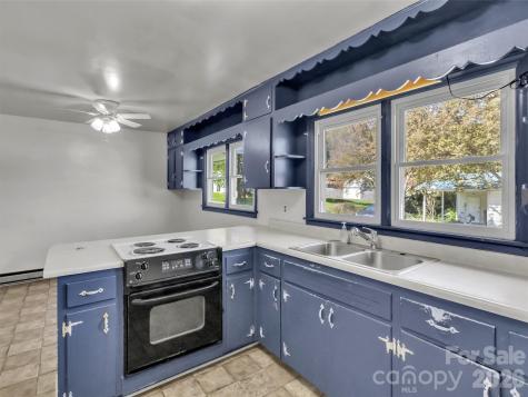 61 Indian Trail Loop Waynesville NC 28786