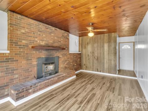 61 Indian Trail Loop Waynesville NC 28786