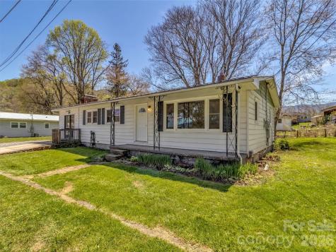 61 Indian Trail Loop Waynesville NC 28786