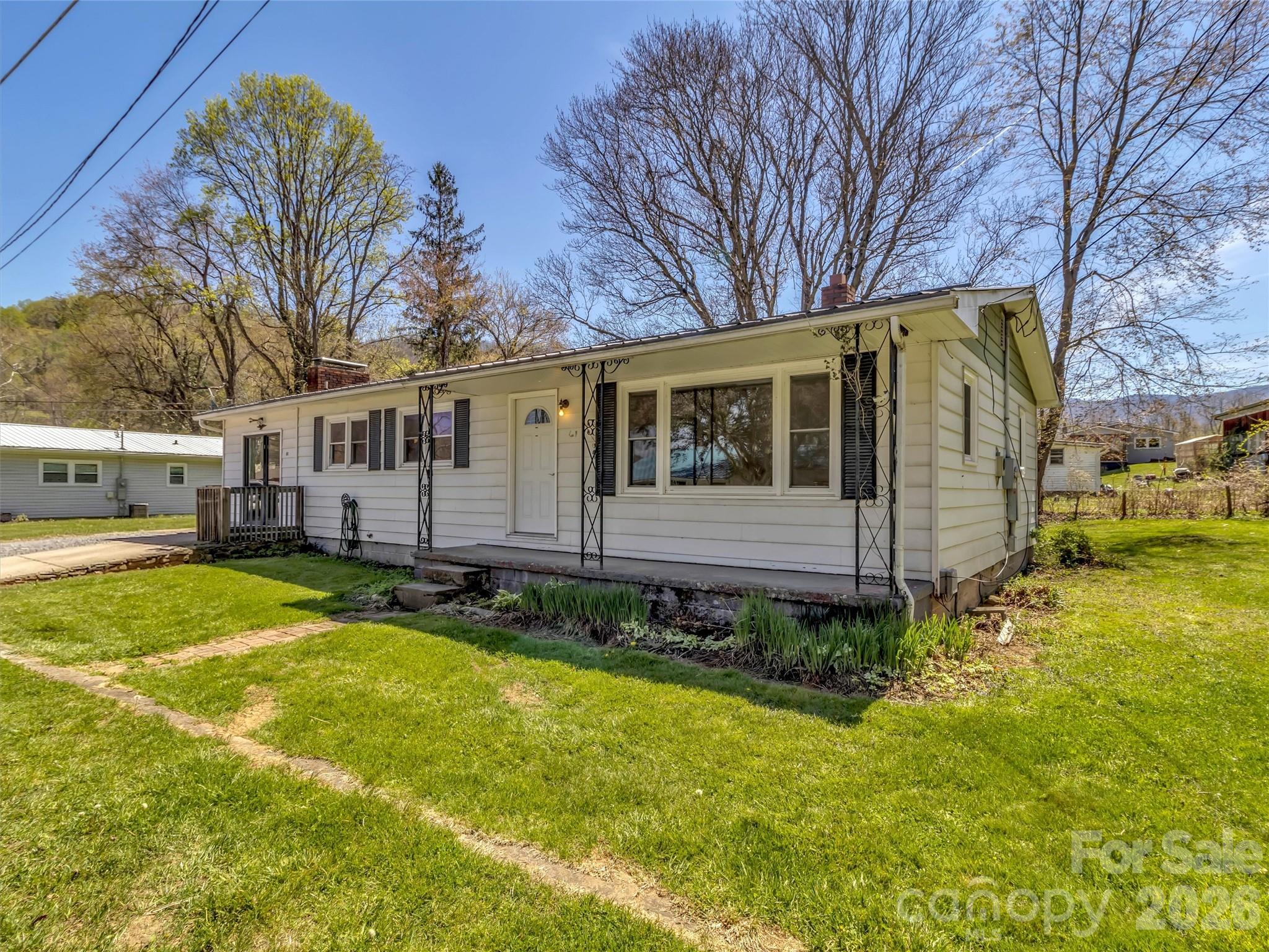 61 Indian Trail Loop Waynesville NC 28786