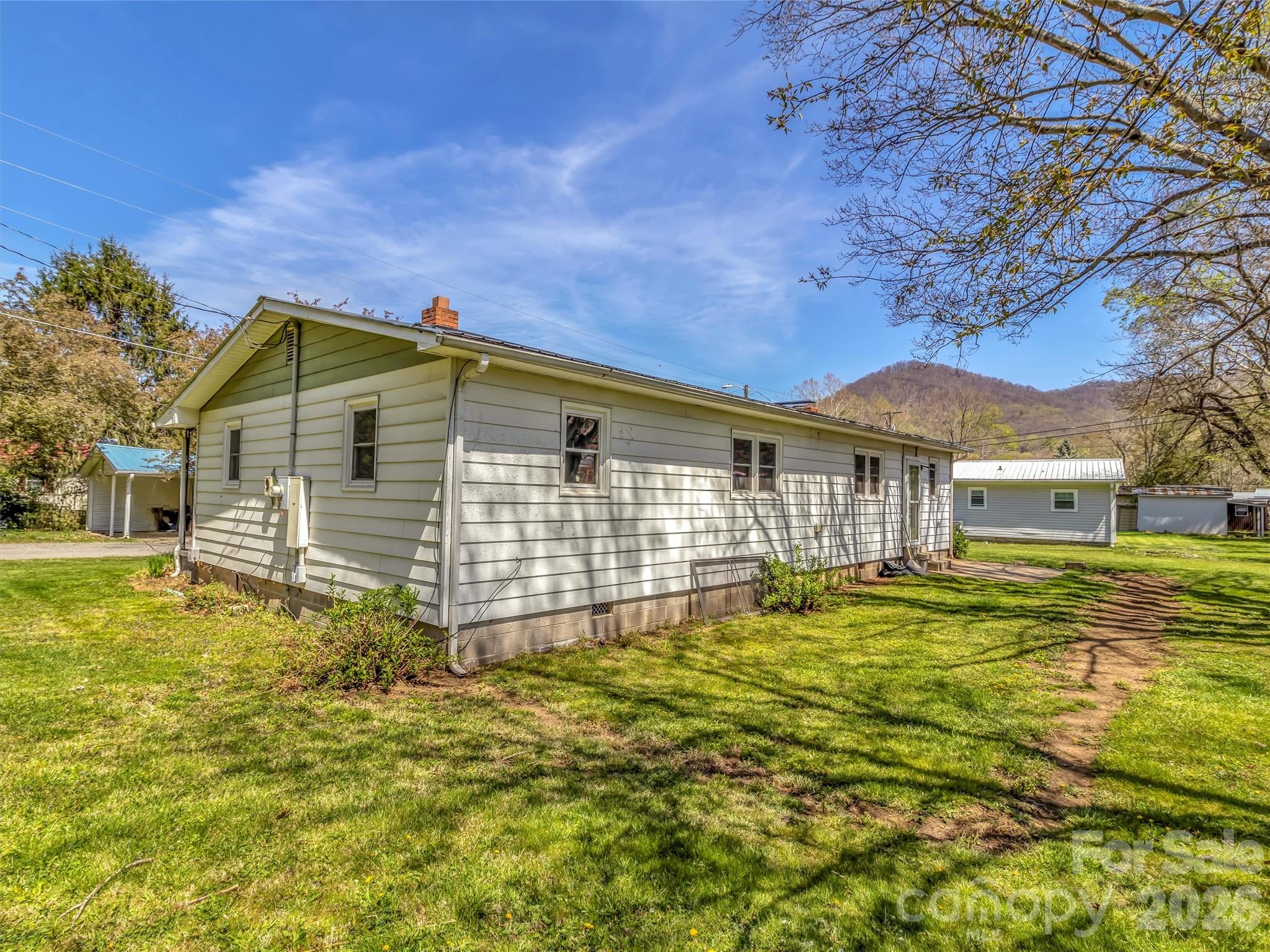 61 Indian Trail Loop Waynesville NC 28786