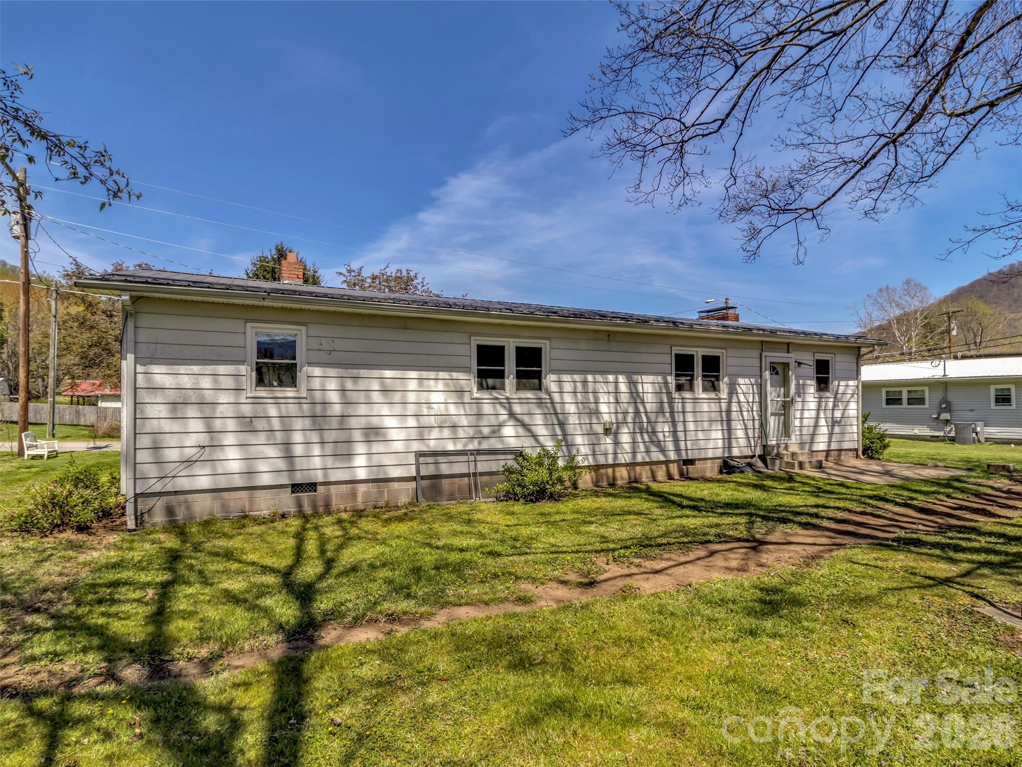 61 Indian Trail Loop Waynesville NC 28786