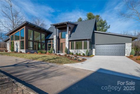 11 Kiftsgate Court Asheville NC 28804