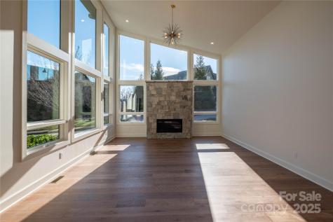 11 Kiftsgate Court Asheville NC 28804