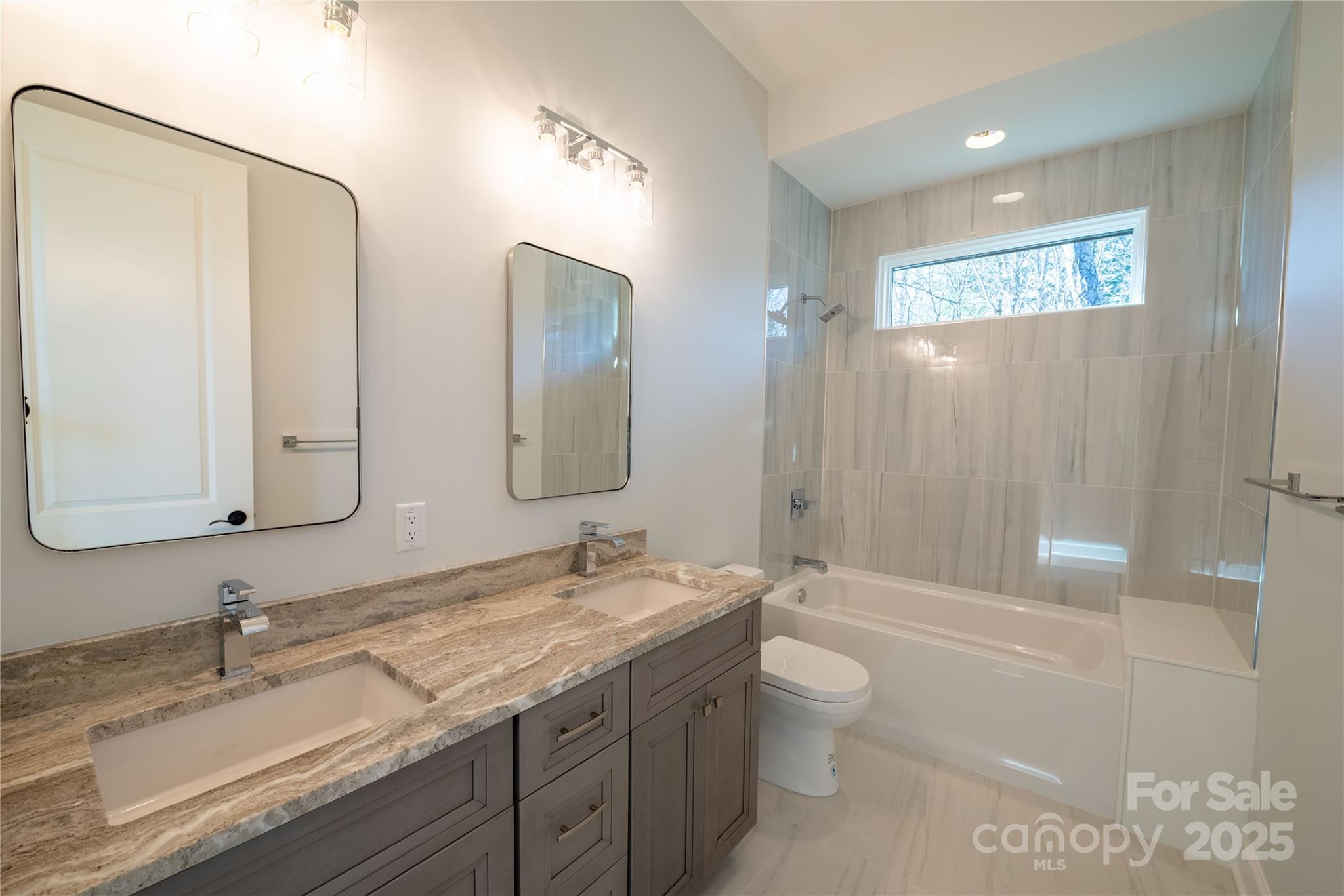 11 Kiftsgate Court Asheville NC 28804