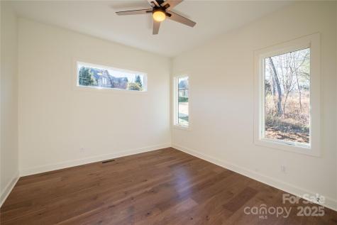 11 Kiftsgate Court Asheville NC 28804