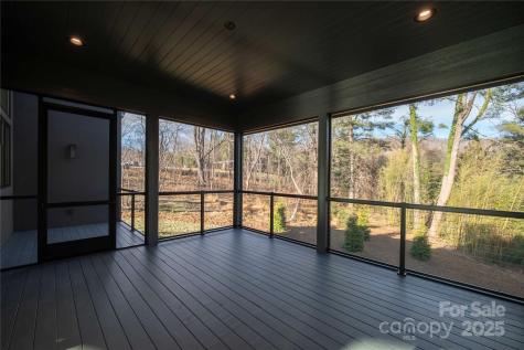 11 Kiftsgate Court Asheville NC 28804