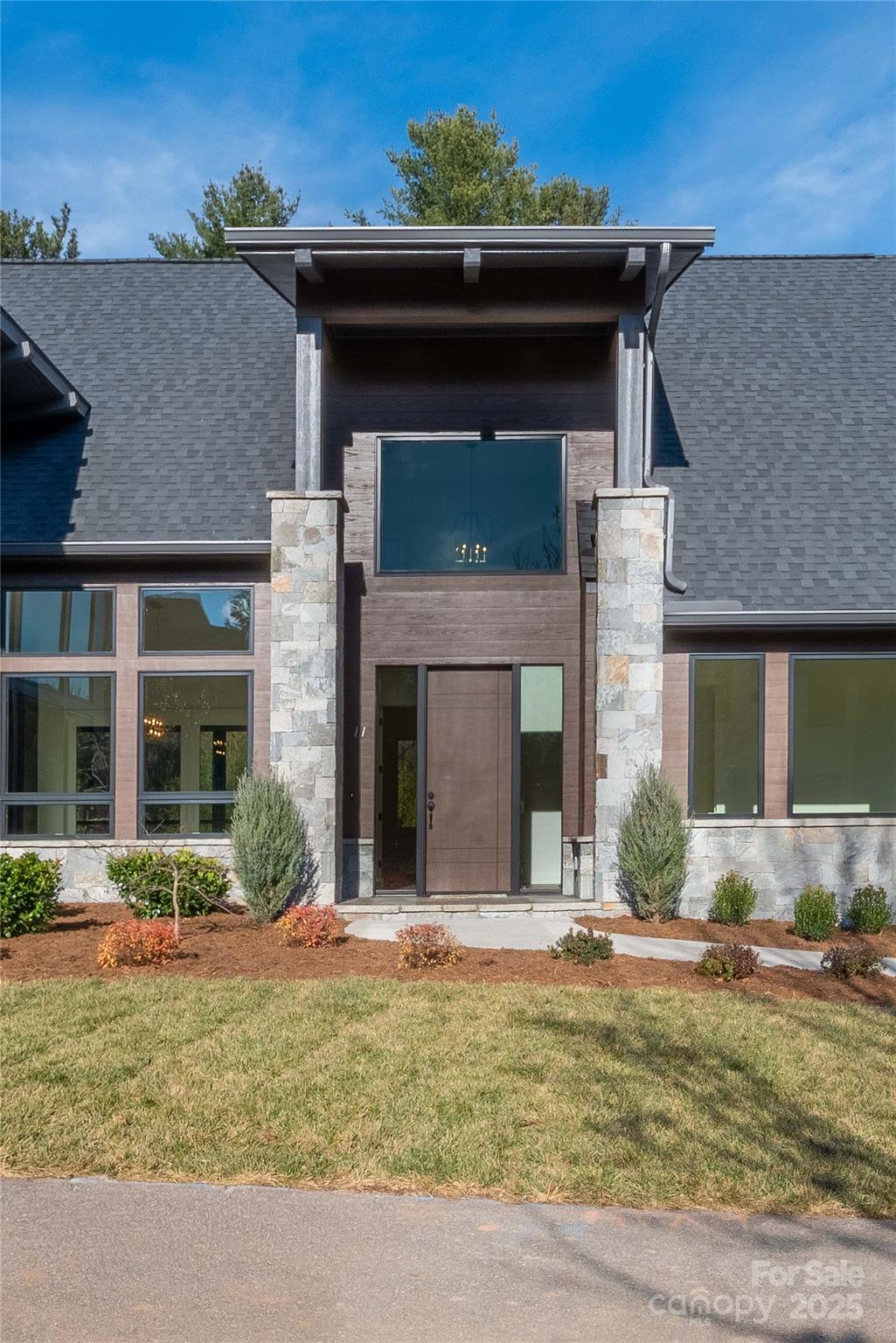 11 Kiftsgate Court Asheville NC 28804