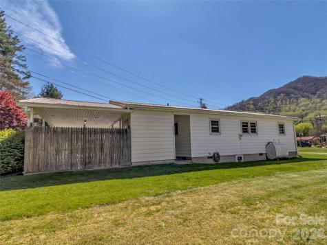 68 Skyview Drive Waynesville NC 28786