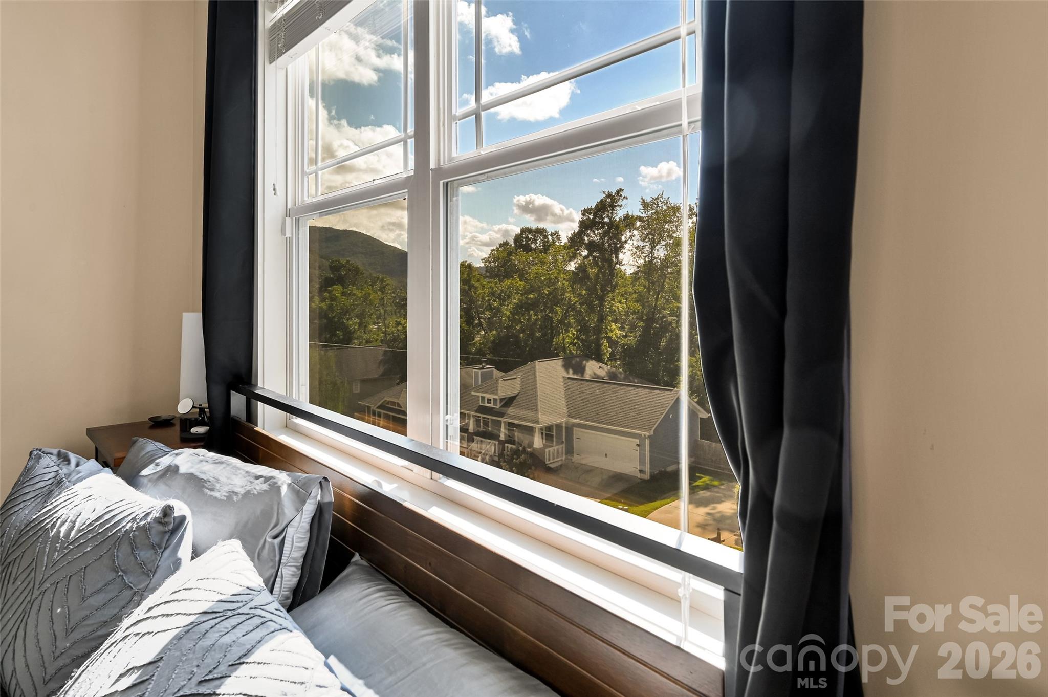 17 Teems Lane Asheville NC 28805