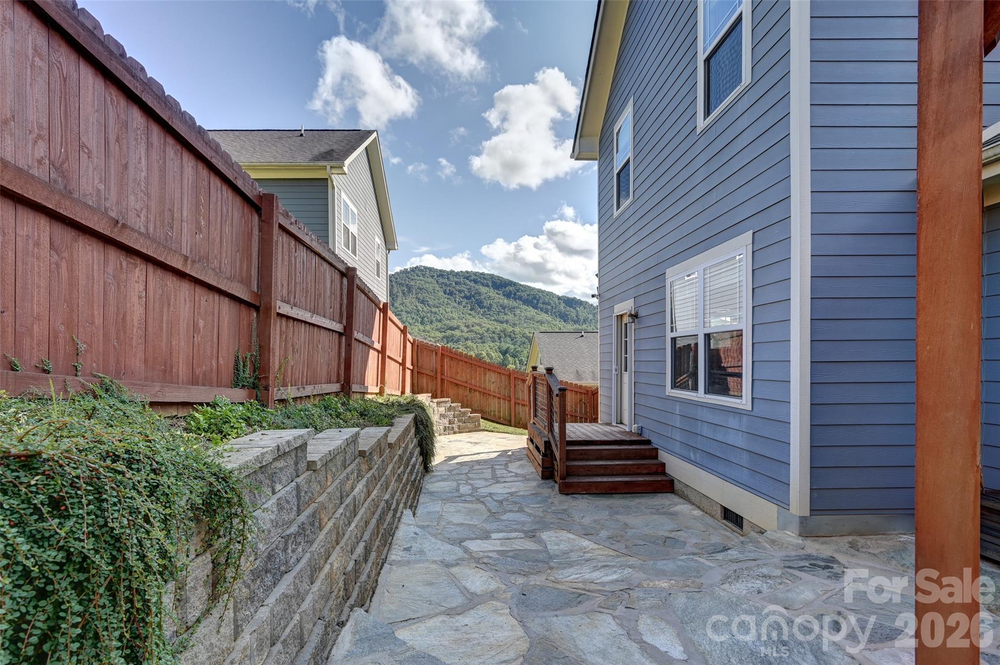 17 Teems Lane Asheville NC 28805