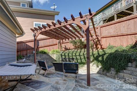 17 Teems Lane Asheville NC 28805