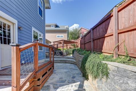 17 Teems Lane Asheville NC 28805