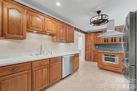605 Toy Cove Road Sylva NC 28779