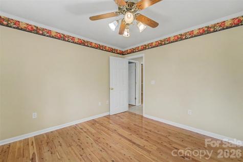 605 Toy Cove Road Sylva NC 28779