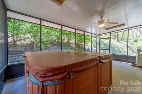 605 Toy Cove Road Sylva NC 28779