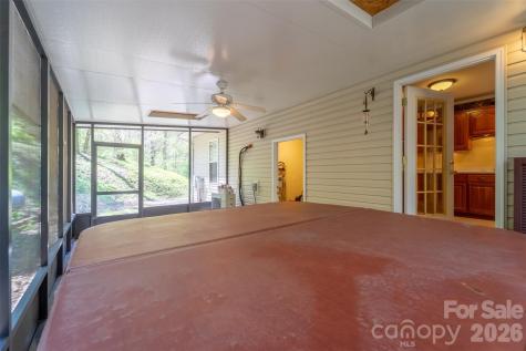 605 Toy Cove Road Sylva NC 28779